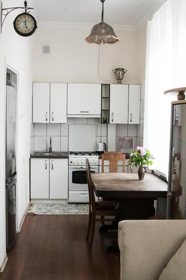 Vintage Style Spacious Apartment Клайпеда Екстер'єр фото